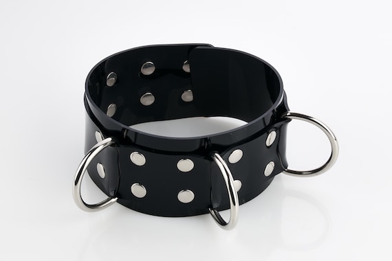 Lockable Collar with D-Rings | Segufix Lock | BDSM Submissive Bondage Restraints for Latex and Harness Play