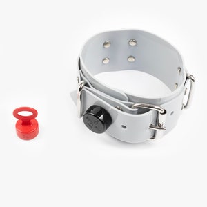 Segufix Magnetverschluss Halsband - Einzigartige Style-Integration für Fetisch-Outfits