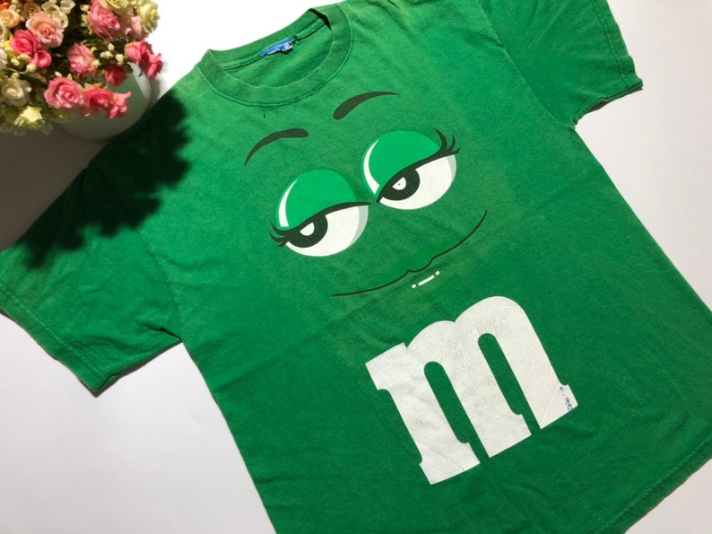 m&m shirt decal