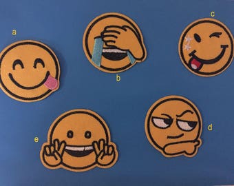 Smiley Face bordado parche, Emoji Coser On Parche, Smiley Iron On Patch, parche emoji, parche de cara feliz