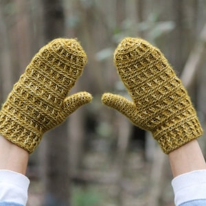 Branch Out Mittens | Crochet Pattern | Kay Krochets