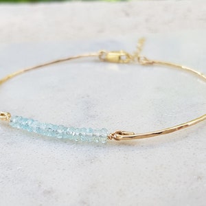 Aquamarine Bracelet,Aquamarine Jewelry,Mom Gift,Gift for Her,Natural Gemstone Bracelet,Dainty Bracelet,March Birthstone Bracelet,Blue Stone