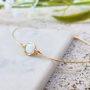 14K Gold Filled Bracelet,White Opal Bracelet,Tiny Opal Bracelet,Simple Dainty Gold Bracelet,Minimalist Gold Bracelet,Cuff Bracelet,Delicate