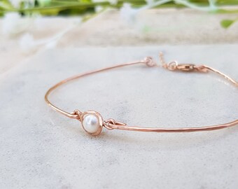 Dainty Pearl Bracelets,Bridesmaid's Gift,Rose Gold Filled Bracelet,Jewelry for Her,Girlfriend Birthday Present,Minimalist Jewelry,Delicate