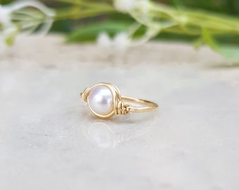 14k Gold Filled Ring, June Birthstone Ring, Freshwater Pearl Ring, 14k gold filled or Sterling Silver Ring,Gold Pearl Ring, Natural Pearl.
