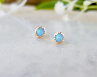 Pendientes de ópalo azul, pendientes de botón de ópalo azul, pendientes de botón de ópalo blanco, azul y verde, pendientes de ópalo azul, pendientes de botón, naturales