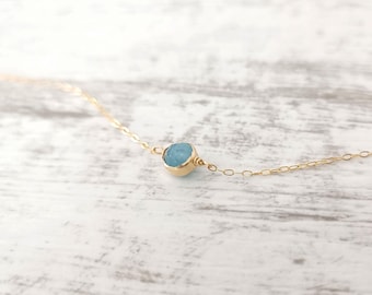 Pulsera de aguamarina, pulsera con piedra de nacimiento de marzo, pulsera delicada, pulsera de cadena, pulsera con relleno de oro, pulsera azul, pulsera de piedras preciosas naturales