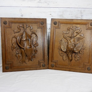2 old carved wooden panels pheasant partridge fish hunting fishing old carved wooden panel alte geschnitzte Holzplatte