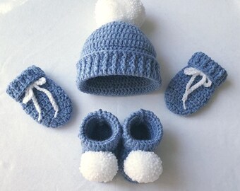 crochet baby mittens and booties