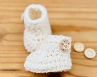 Cream Baby Booties, New Baby Booties, Neutral Booties, Baby Shower Gift, Baby Gift, Born in 2023, Crochet Baby Booties, New Baby Gift