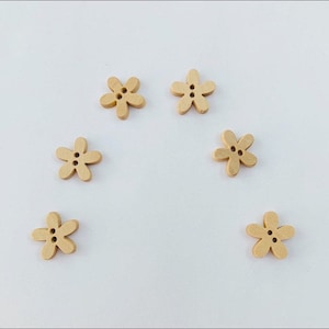 Wooden Baby Buttons, 6 Little Flower Wooden Buttons, Sewing, Crochet, Knitting, Scrapbooks, Craft, Children’s Buttons, Baby Buttons, 15mm