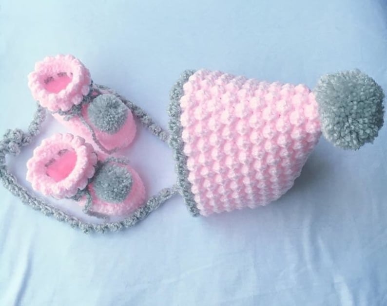 Pom Pom Booties Baby Shower Gift Baby Girl Gift Set Baby Photo Prop Pink Baby Girl Gift New Baby Girl Gift Crochet Baby Pixie Bonnet