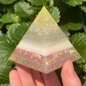 Handmade Glitter Resin Pyramid: Unique Paperweight Gift