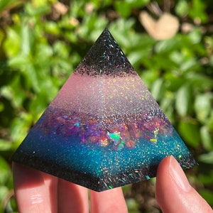 Handmade Glitter Resin Pyramid: Unique Paperweight Gift