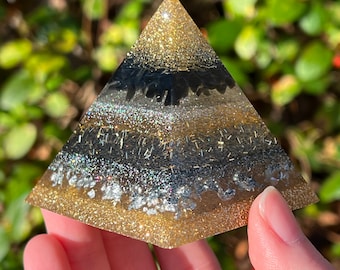 Gold Onyx Resin Pyramid