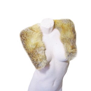 Rotfuchskragen, Fuchskragen, Pelzkragen,Fellkragen,Pelzschal,Fellschal,Fellrand,Kragen,Schal,Pelzrand,Kaputzenrand,Stola,Fellboa,Cape,Poncho
