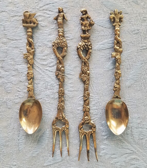 Vintage 1910 Montagnani Italy 2 White Metal Ornate Spoons 2 White Metal Ornate Forks Made in Italy FREE SHIPPING Etsy
