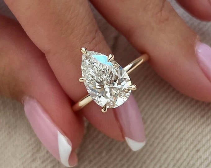 3 CT Pear Shape Lab Grown Diamond Engagement Ring / 5 Prong Tear CVD Diamond Solitaire Ring in Yellow Gold / Minimalist Pear Engagement Ring