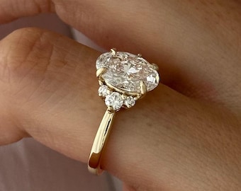 2 Carat Oval Lab Grown Diamond Cluster Engagement Ring / Nature Inspired Design Oval Diamond Ring / Yellow Gold Unique Wedding Ring