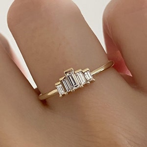Art Deco Baguette Cut Diamond Engagement Ring / Asymmetric Baguette Ring / ArtDeco Ring / 14K 18K Gold / Bar Setting Baguette / Unique