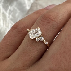 1 Carat Emerald Cut Lab Grown Diamond Engagement Ring / Organic Ring / 14K Gold Nature Inspired Twisted Diamond / Asymmetrical Set Diamond