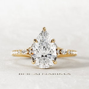 2 Carat Pear Cut Lab Grown Diamond Engagement Ring / Pear Shape Nature Inspired Hidden Halo Unique Proposal Ring / CVD Diamond F VS1 IGI