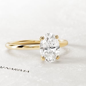 1 Carat Oval Lab Grown Diamond Solitaire Ring / Dainty 1 CT Oval Diamond Engagement Ring / 14K Gold Proposal Ring / Thin Ring CVD DIamond