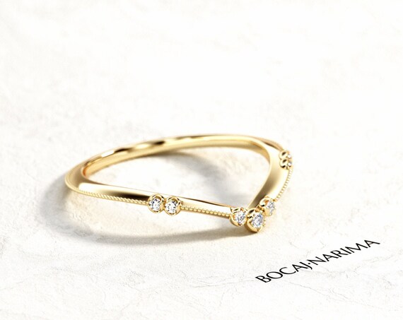 Thin Milgrains Curved Wedding Band, Diamond Wedding Band, Filigree Nesting Ring, Milgrains Chevron Wedding Band, Thin Stackable Curved Ring