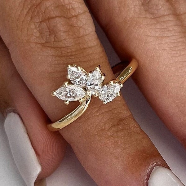 Unique Nested Diamond Wedding Band / Pear and Marquise Diamonds / 14K Gold Chevron Ring / Unique Crown Diamond Wedding Band Women / 0.65CT