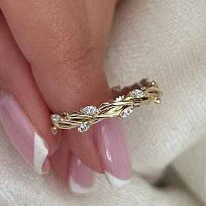 Unique branch diamond wedding band / Twig diamond wedding band / Gold and white gold 0.4ct marquise diamonds wedding band