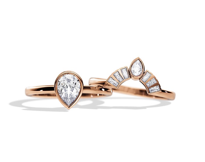 Bezel Bridal Set / 1 Carat Pear Cut Moissanite Engagement Ring Set / Rose Gold Art Deco Rings / Crown Wedding Band / Artdeco Bridal Sets