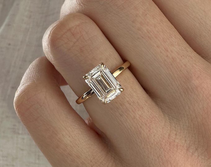 2 Carat Emerald Cut E VVS2 Lab Grown Diamond Solitaire Ring / 14k 18k Gold Claw Prong Basket Minimal Engagement Ring / Thin Dainty Ring