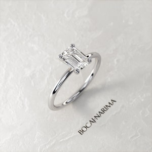 1 Carat Emerald Cut Moissanite Solitaire Ring / Dainty 1ct Engagement Ring in White Gold / Colorless Moissanite Ring / Emerald Moissanite