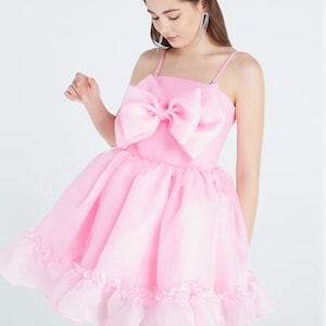 Kristy dulce rosa arco mini vestido, vestido de verano, vestido de fiesta de cumpleaños, vestido de organza de poliéster para las mujeres, vestido rosa de la víspera asesina, vestido de sol