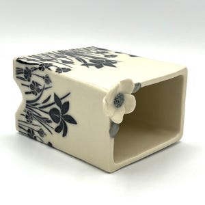 Iris Flower Ceramic Vase - Black and White Sgraffito Rectangular Pottery bowl - Floral Vase - Fine Art Ceramics