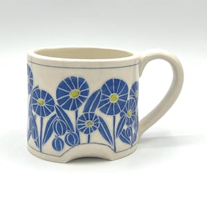 Hand-Carved Porcelain Mug – Bold Blue Wildflower Design – Modern Floral Cup