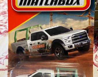 Matchbox 2015 Ford F-150 Contractor Truck -1/64 diecast car
