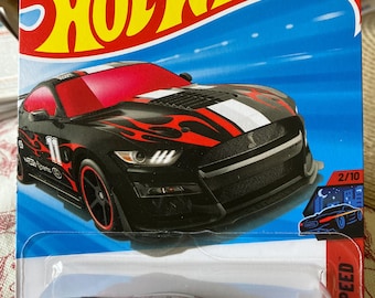 1/64 diecast  Hot Wheels  2020 Ford Mustang Shelby GT500 black variation, flames