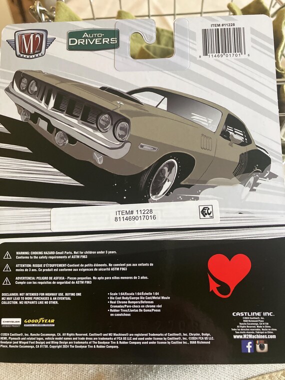 M2 Machines 1971 Plymouth HEMI Cuda -limited Edition 1/64 Diecast