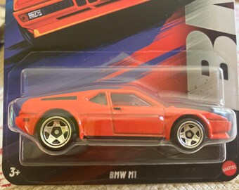 Hotwheels Silver series BMW M1-1/64 diecast car
