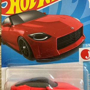 1/64 Hotwheels 2023 Nissan Z-diecast car NIB