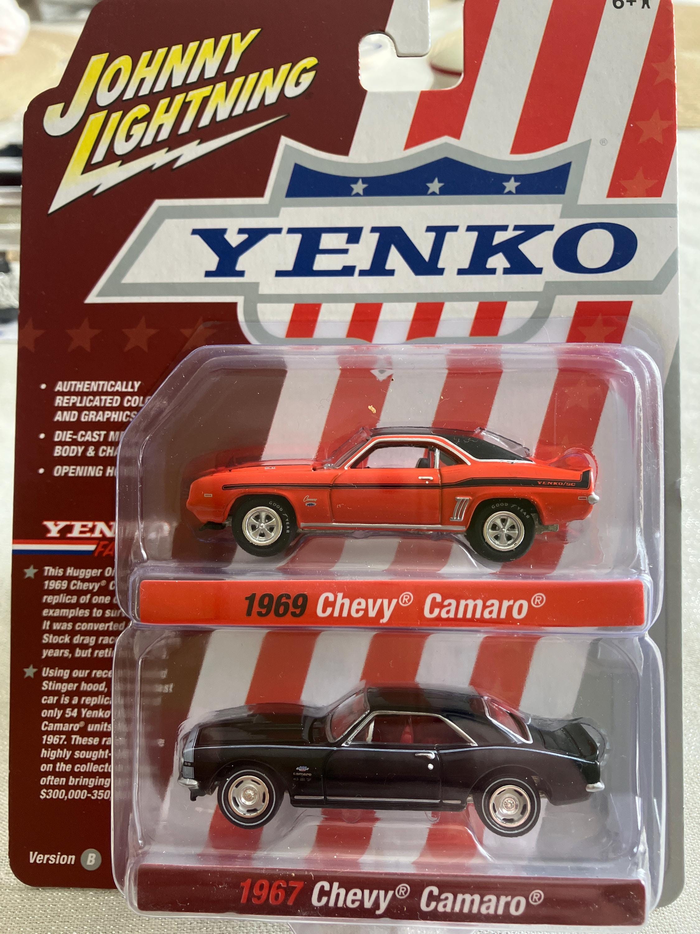 Johnny Lightning 1969 Camaro and 1967 Camaro Yenko -1/64-diecast