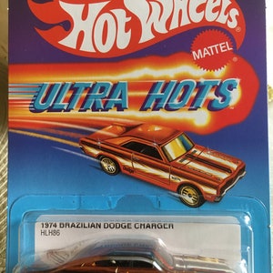 Hot Wheels 1/64 Ultra Hots - Dodge Charger 1974 Brazil - Exclu Target USA