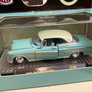 M2 Machines 1955 DeSoto Fireflite -1/64 diecast limited edition collectible car