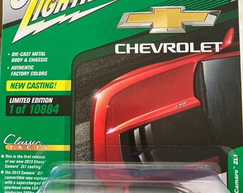 Johnny Lightning 2013 Chevy Camaro ZL1-diecast car 1/64 metal cast limited edition