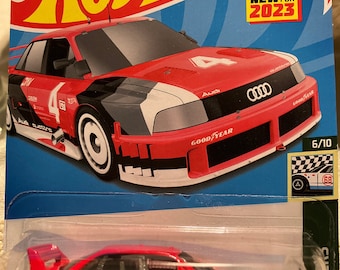 Hot Wheels Audi '90 Quattro Retro Racers - Edición Corta 6/10, Con Protector De Tarjeta, Escala 1:64