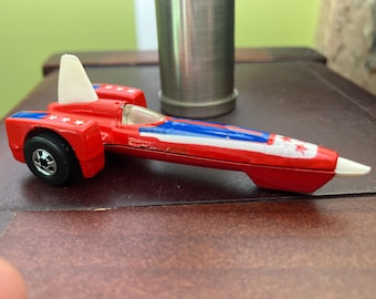 Hotwheels Tricar X-8-1/64 diecast car-vintage casting 1979