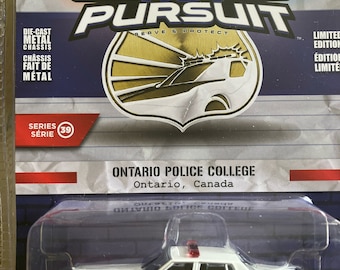 Greenlight 2001 Ford Crown Victoria Police Interceptor 1/64 Metal