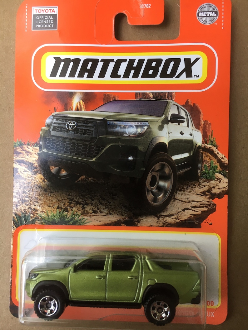 Matchbox 2018 Toyota Hilux 164 Diecast Truck Etsy