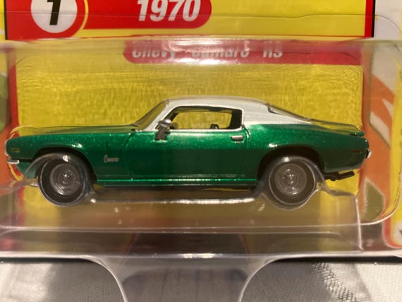 Racing Champions MINT 1970 Chevy Camaro RS-1/64 Metal Diecast Car
